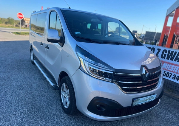 Renault Trafic cena 115600 przebieg: 107000, rok produkcji 2019 z Kałuszyn małe 121